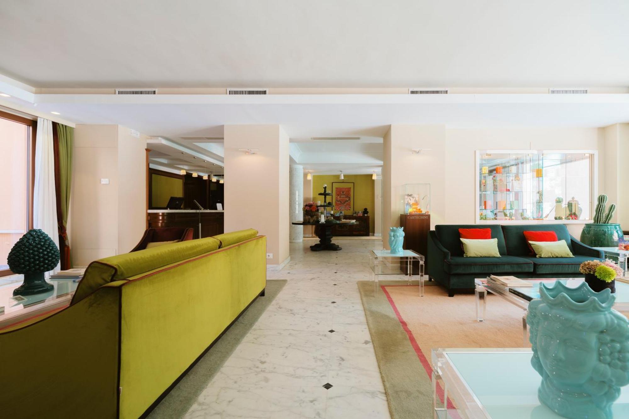 צ'יביטאנובה מארקה Hotel Miramare מראה חיצוני תמונה