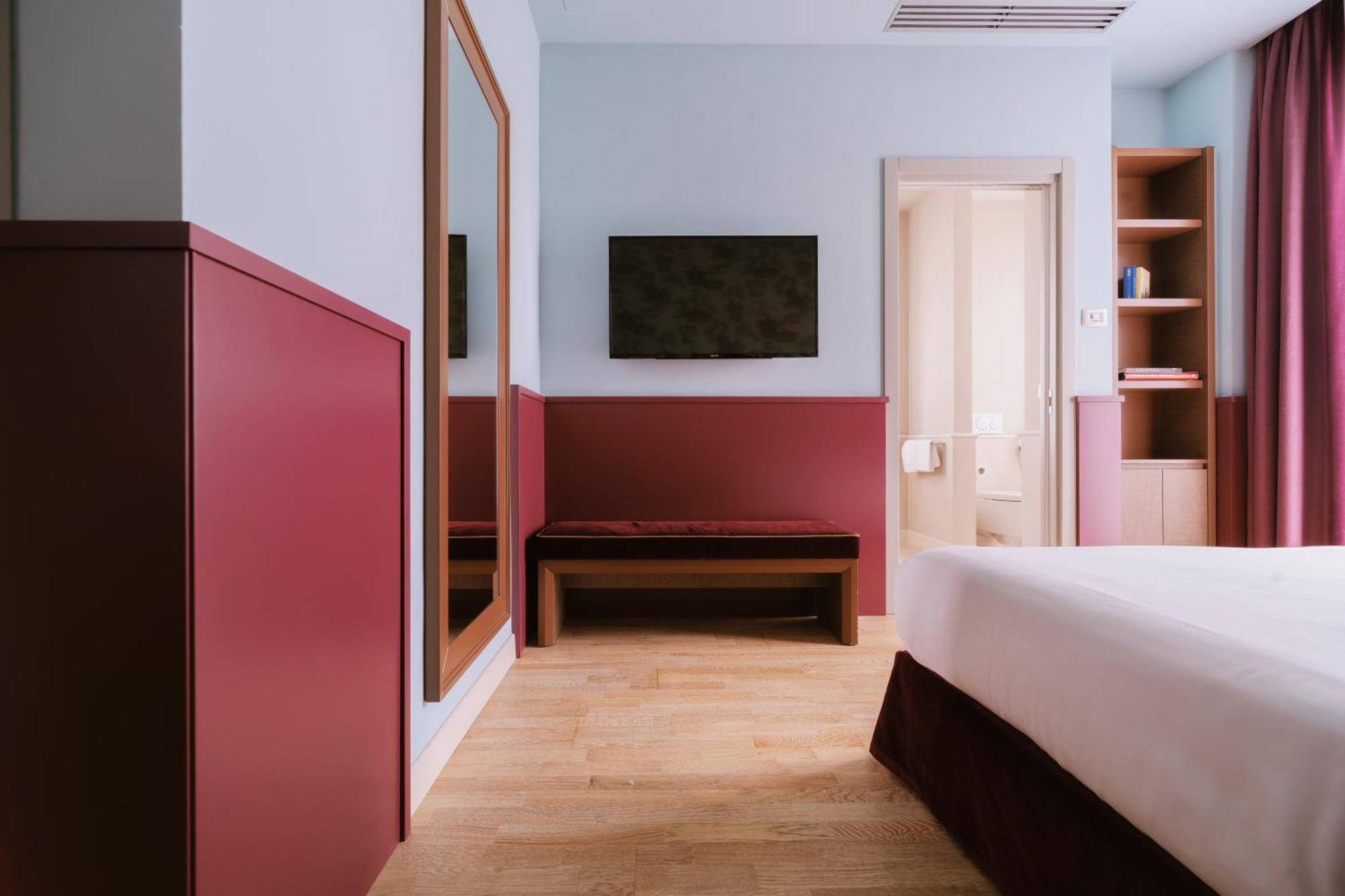 צ'יביטאנובה מארקה Hotel Miramare מראה חיצוני תמונה